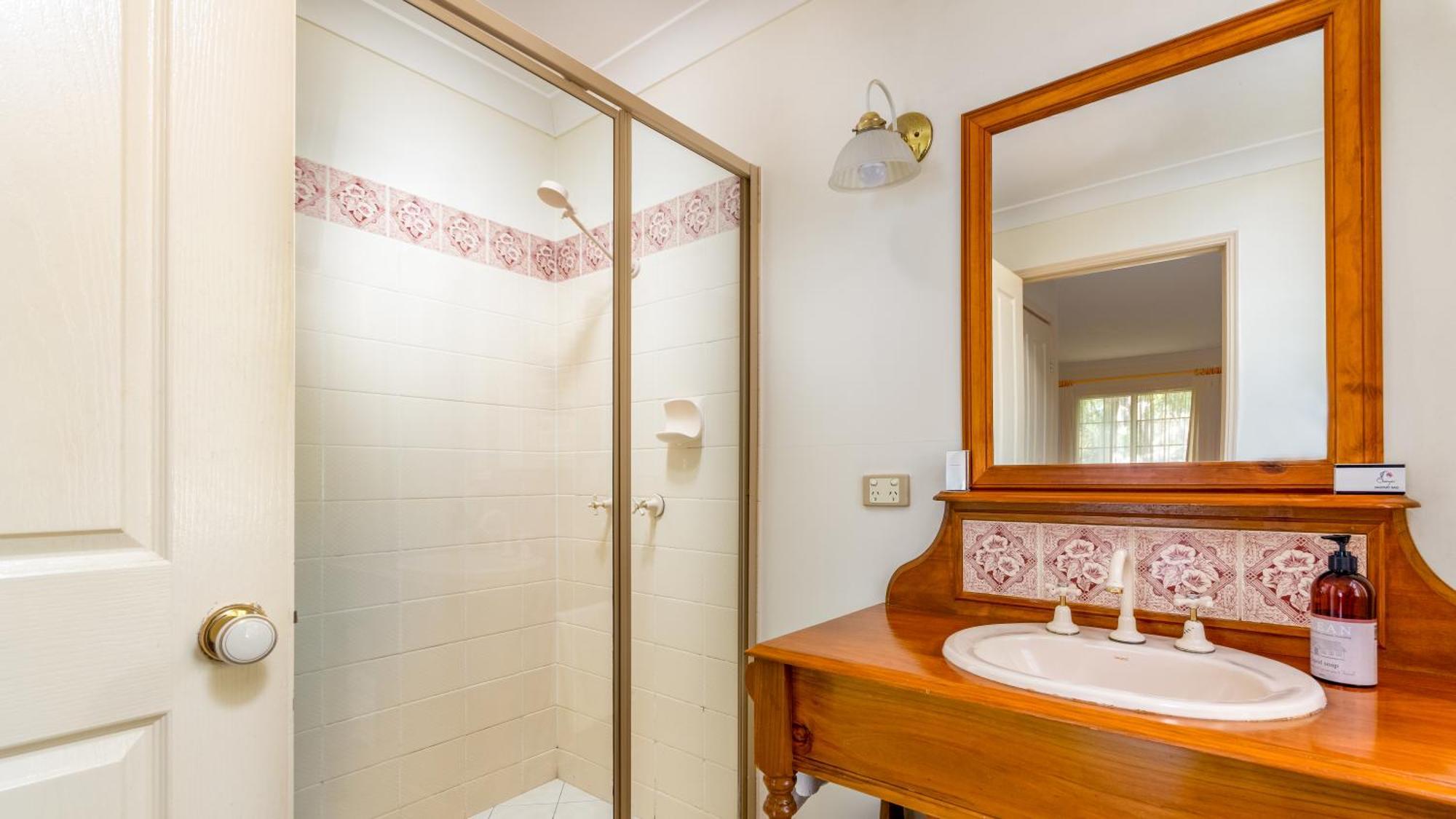 Honeysuckle Cottages Stanthorpe Quarto foto