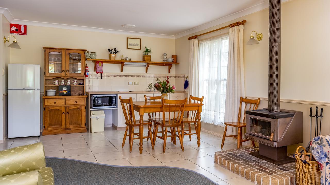 Honeysuckle Cottages Stanthorpe Exterior foto